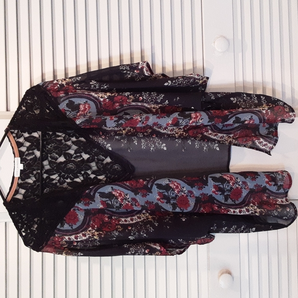 🧊*Elegant Floral & Lace Open Front NWOT - Picture 1 of 2